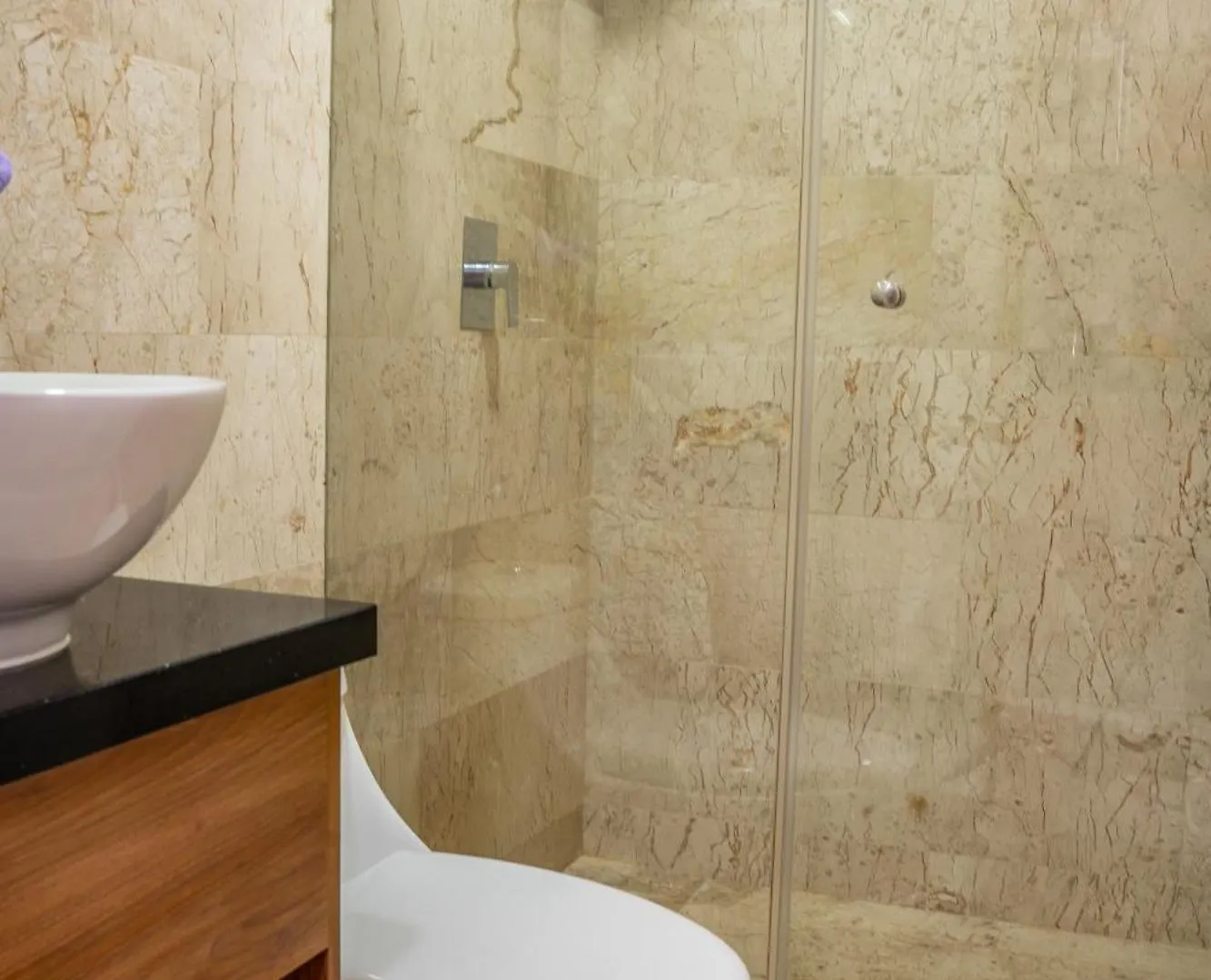 Luxury Condo En Menesse Cocobeach Playa del Carmen Daire